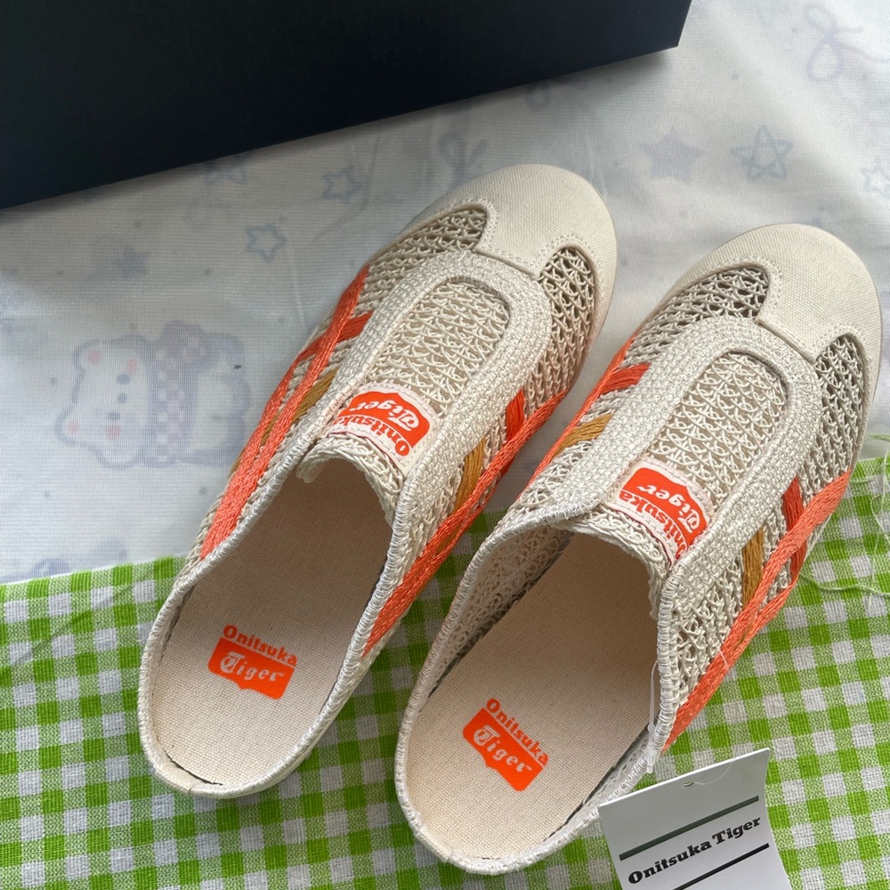 Onitsuka Tiger Cream Mesh Slip-On Sneakers with Orange and Gold Stripes - Picture 5 of 9
